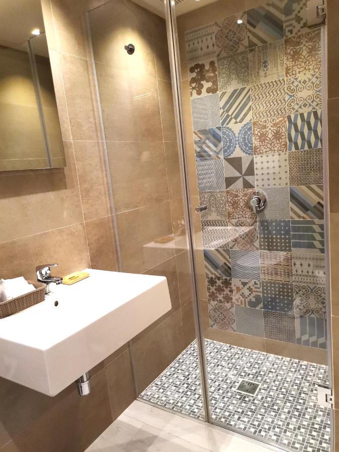Le Metro Bed & Breakfast Carini Bagian luar foto