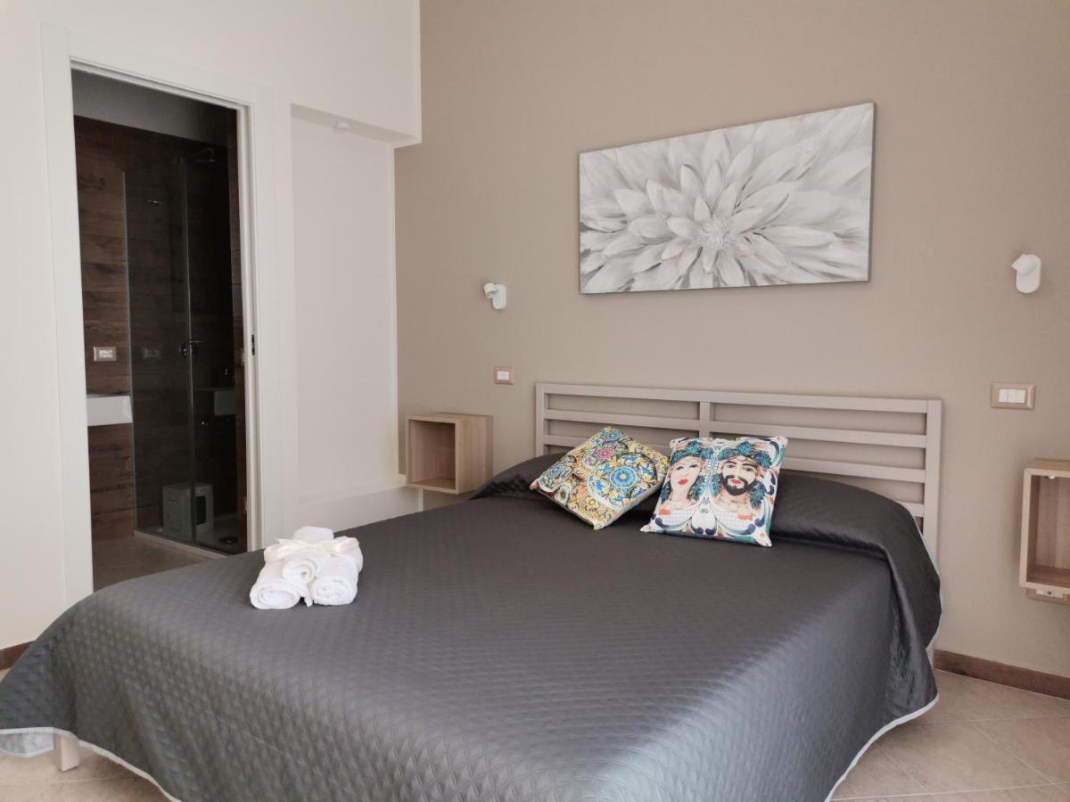 Le Metro Bed & Breakfast Carini Bagian luar foto