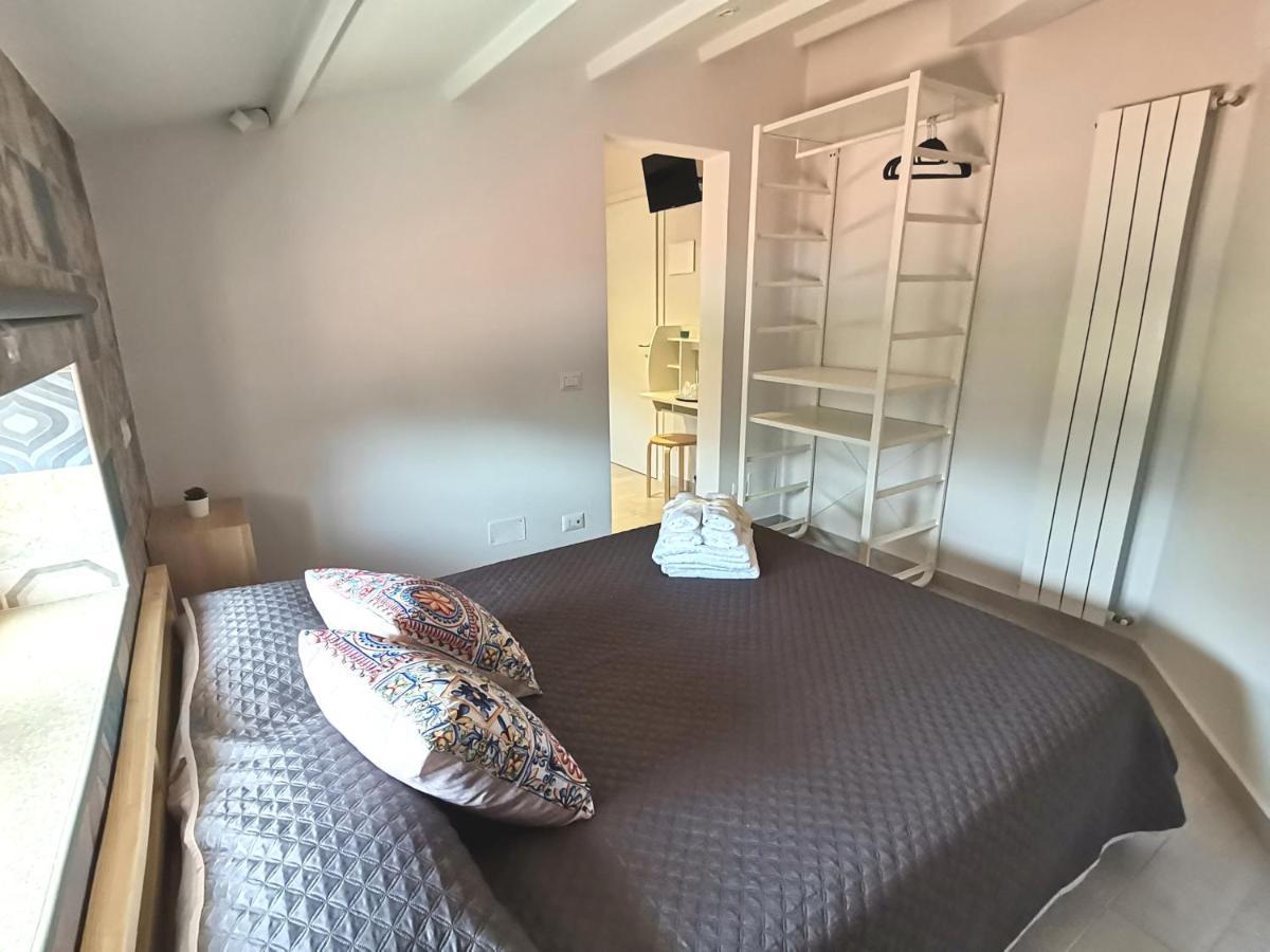 Le Metro Bed & Breakfast Carini Bagian luar foto