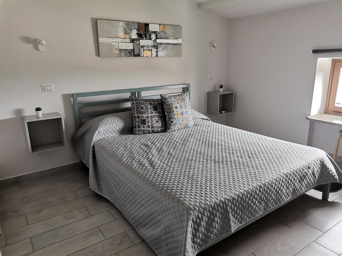 Le Metro Bed & Breakfast Carini Bagian luar foto